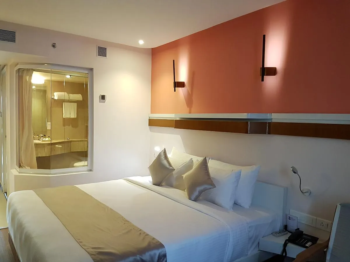 The Blooms Cochin Hotel Kochi